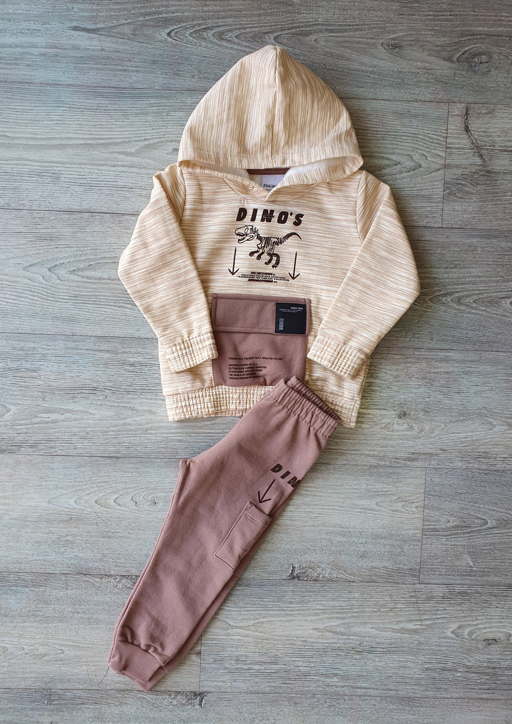 Conjunto Dino's