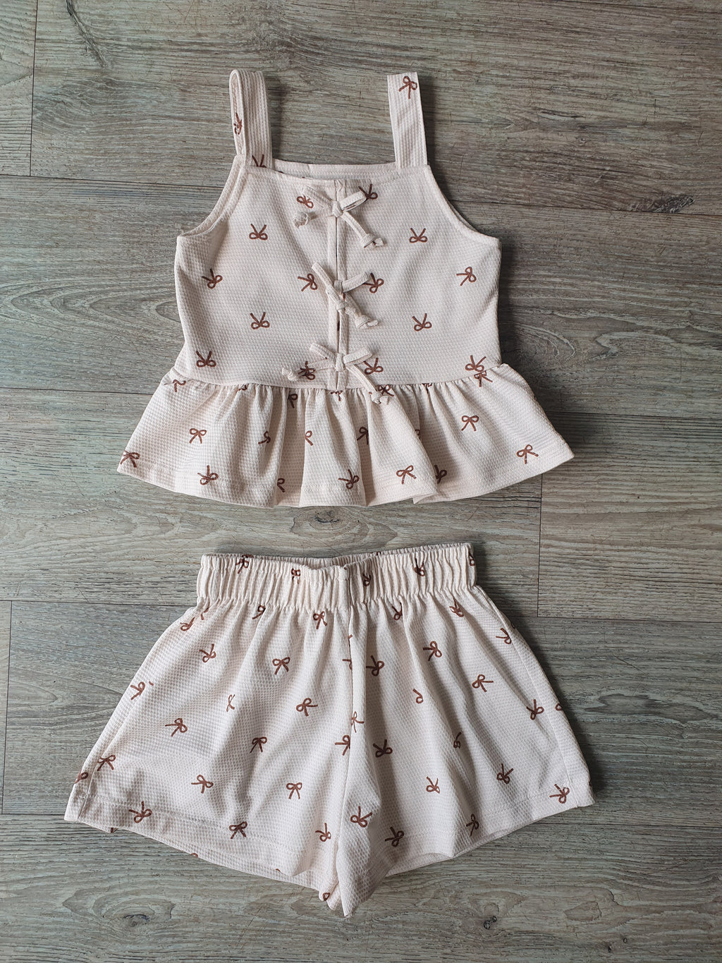 Conjunto Lacinhos